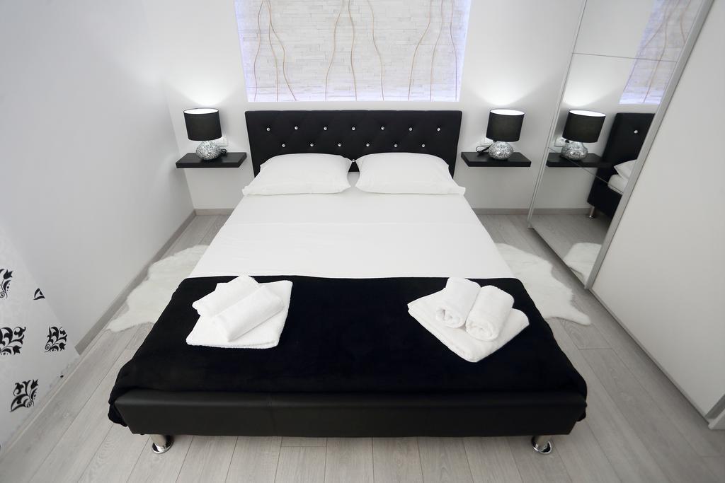Apartments Taratta 1 Trogir Dış mekan fotoğraf